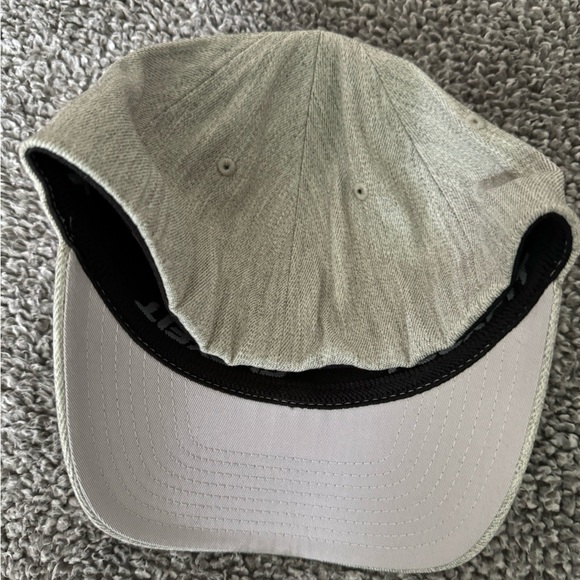 Branded Bills Hat Cap 4 Leaf Clover Patch - Picture 5 of 12